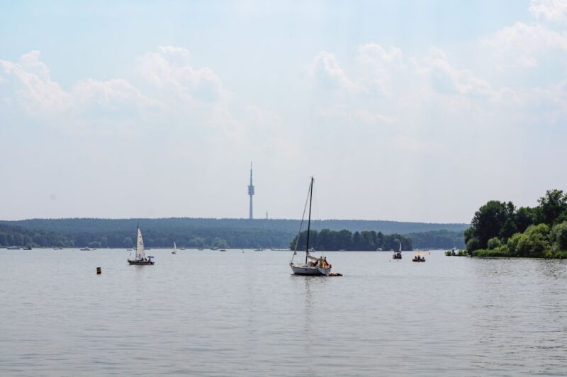 Berlin: World Heritage Cruise to Potsdam - Onboard Amenities
