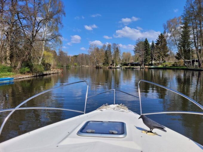 Berlin:Guided South Berlin Yacht Tour With Swim Stop (Relax) - Important Information