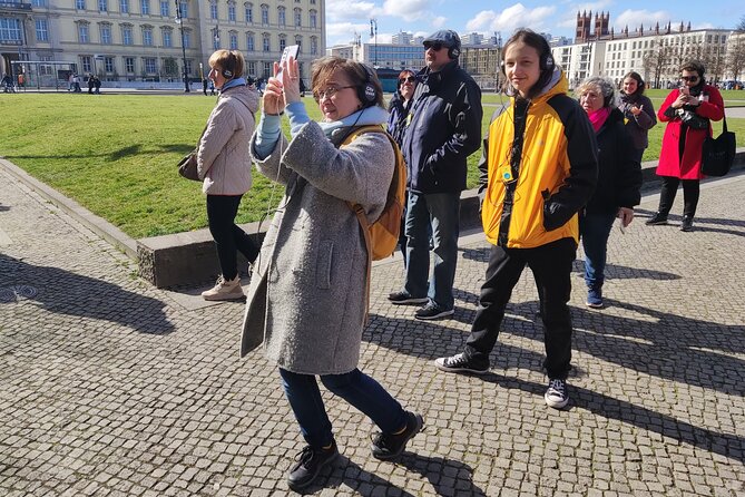 Berlins Top Sights Walking Music Tour - Meeting and End Points