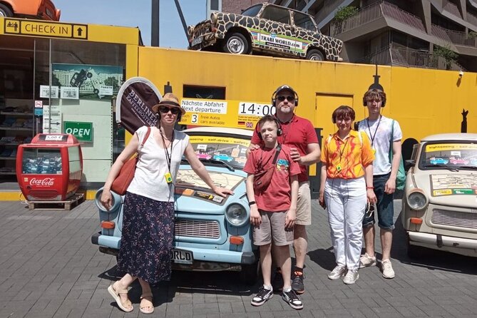 Berlins Top Sights Walking Music Tour - Exploring Berlins Top Sights
