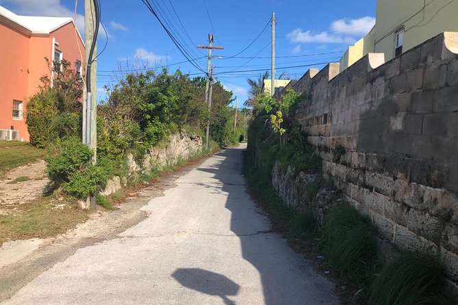 Bermuda Railway Trail and Off The Beaten Path Walking Experience - Private Transportation and Lunch Inclusion