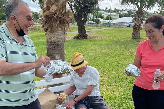 Bermudas Island Discovery Tour With the Famous Fish Sandwich Experience - Indulging in the Famous Fish Sandwich