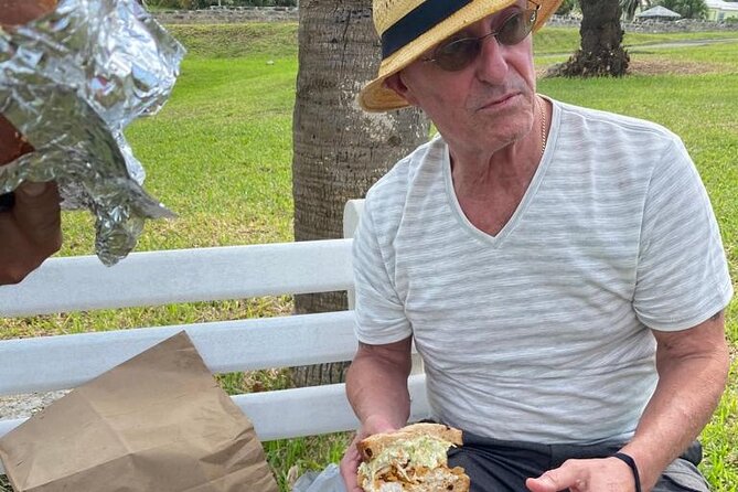 Bermudas Island Discovery Tour With the Famous Fish Sandwich Experience - Experiencing Bermudas Rich History
