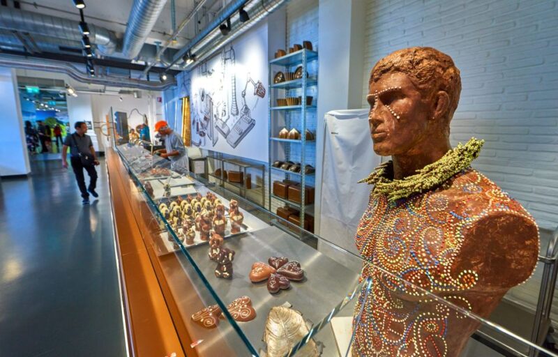 Bern: Gruyères Cheese and Cailler Chocolate Tasting Tour - Itinerary Highlights