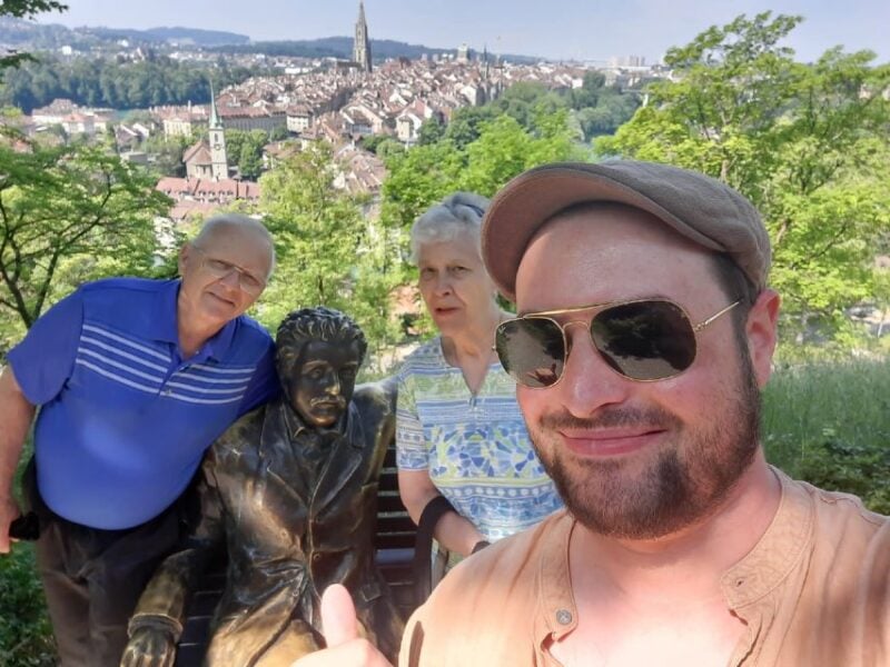 Bern: Highlights & Hidden Gems Guided Tour in a Small Group - History From 12th-Century Origins to Present