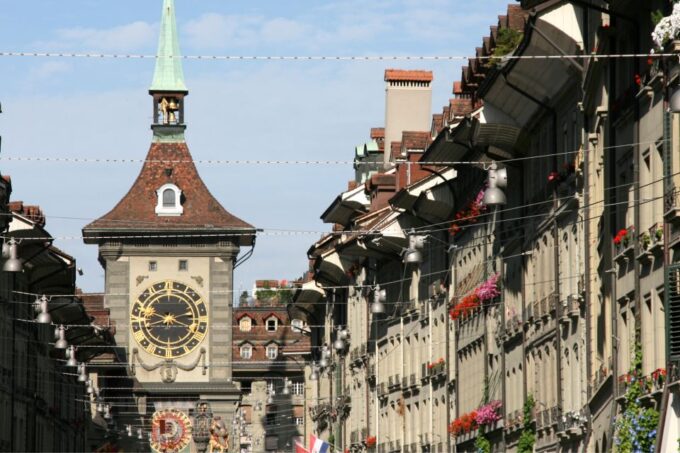 Bern Highlights Self-Guided Scavenger Hunt and Walking Tour - App and Navigation Requirements