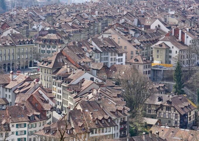 Bern Old Town - Private Historic Walking Tour - Chindlifresserbrunnen - 16th-century Painted Fountain
