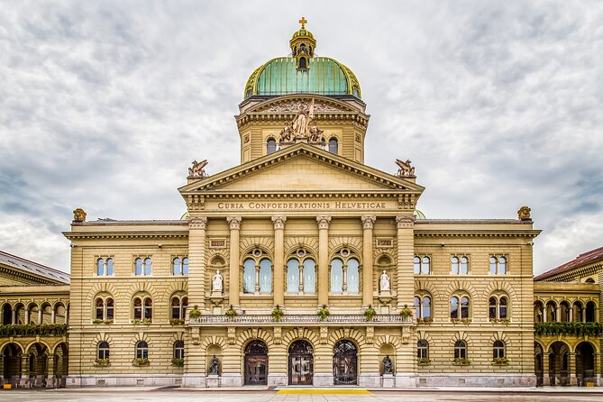 Bern Scavenger Hunt and Highlights Self-Guided Tour - Maximizing Your Self-Guided Experience
