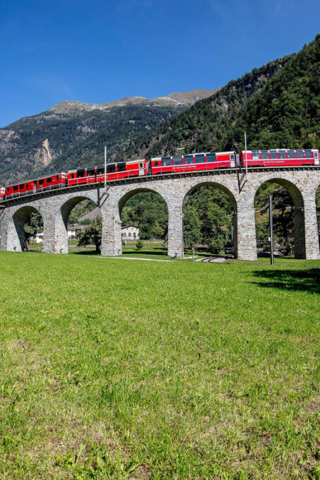 Bernina Express: Scenic Train Between Chur and Poschiavo - Navigating the Train Schedule