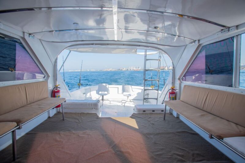 Bertram 38 Convertible Boat in Puerto & Nuevo Vallarta - Experience Overview