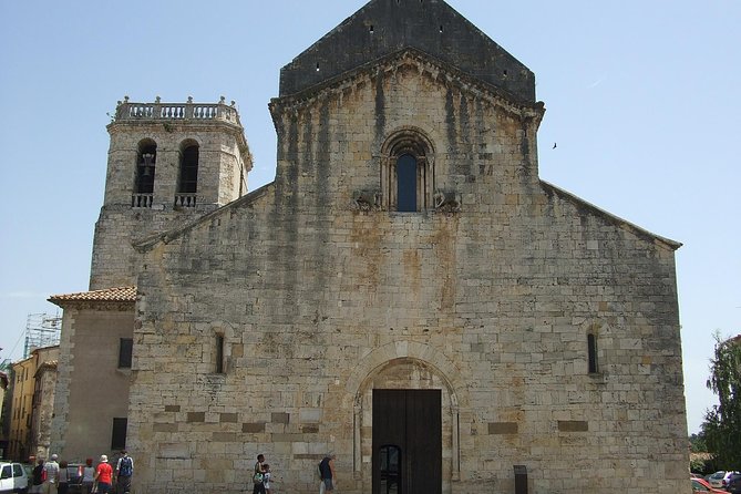 Besalu & 3 Medieval Towns Small Group Tour With Hotel Pick-Up - Children and Infants