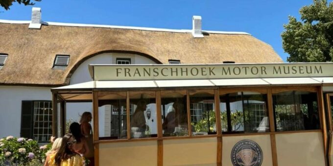Bespoke Female Only Group Tour and Big 5 Safari Experience - Adventure, Culture, and Relaxation