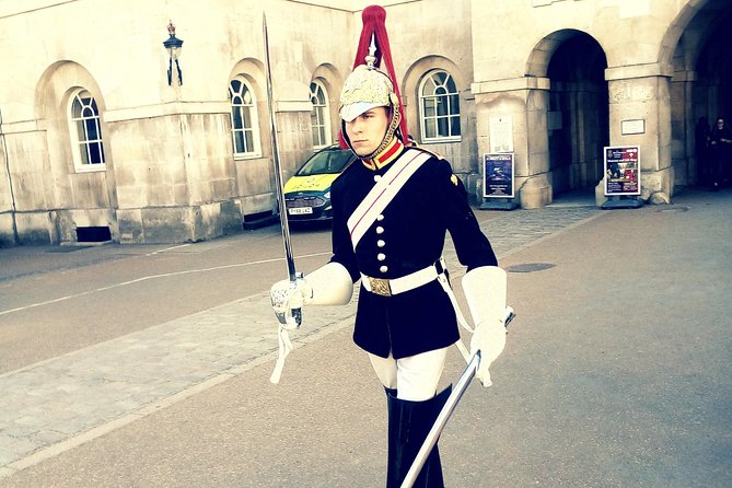 Bespoke Walk - Private Walking Tour - St Jamess, London - Viators Reputation