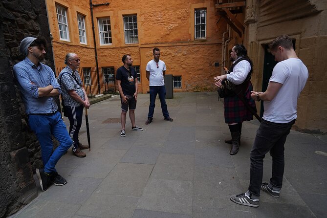 Bespoke Walking Tour of Edinburgh in Period Costume - Meeting and Pickup
