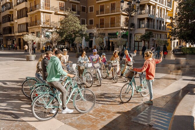 Best Bike Tour Dutch & English in Valencia - Meeting Point Details