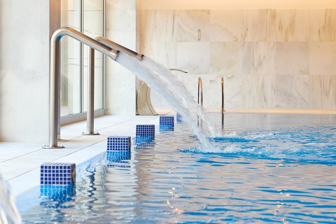 Best Friends Ritual: Mini Facial + Aromatherapy Massage + Day SPA + Glass Cava - Facial and Massage Details