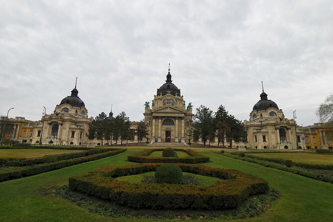 Best Historical Sights of Budapest Tour - Learning About Budapests History and Culture