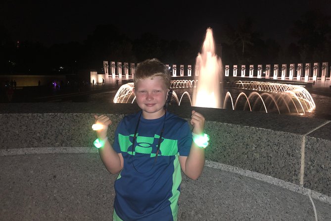 Best Magic LED Monuments Tour-Free Light Snack & Use of Earpieces - Identification and Communication