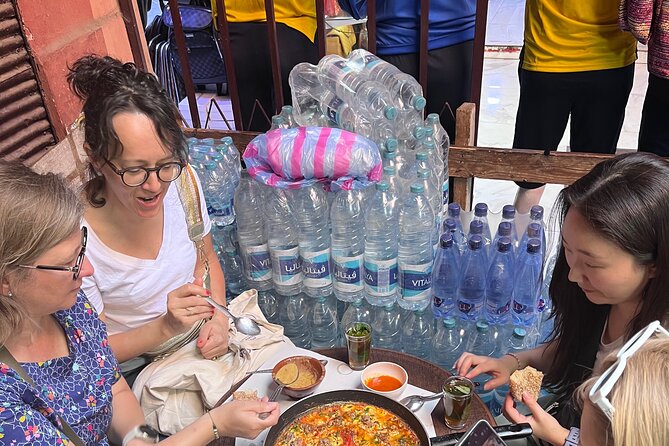Best Moroccan Street Food in Marrakech - Group Size
