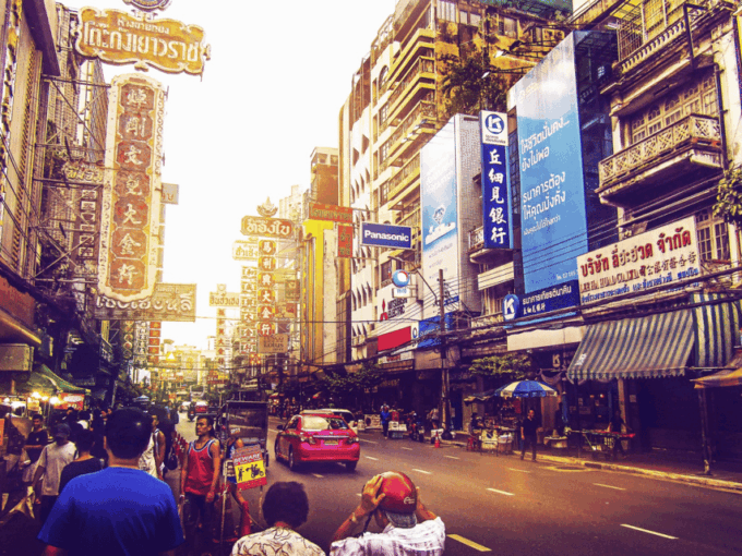 Best of Bangkok in 2 Days: A Self-Guided Audio Tour - Chinatown and Red-Light District Wander