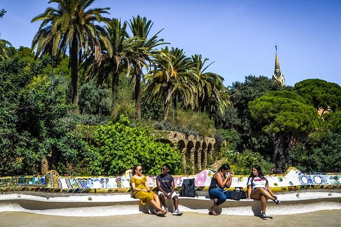 Best of Barcelona Shore Excursion & Sagrada Familia Skip the Line - Walking Tour of Gothic and Jewish Quarters