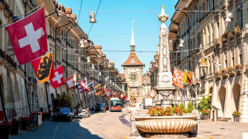 Best of Bern: Private Walking Tour With a Local - Unveil the Iconic Zytglogge Astronomical Clock