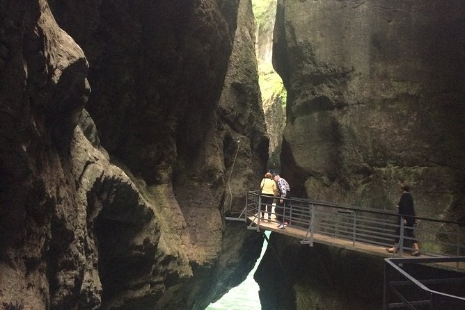Best of Bernese Oberland From Basel - Visiting Aare Gorge and Giessbach Falls