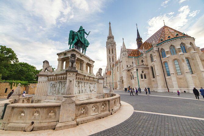 Best of Budapest Private Driving Tour - Experiencing Hungarian Culture