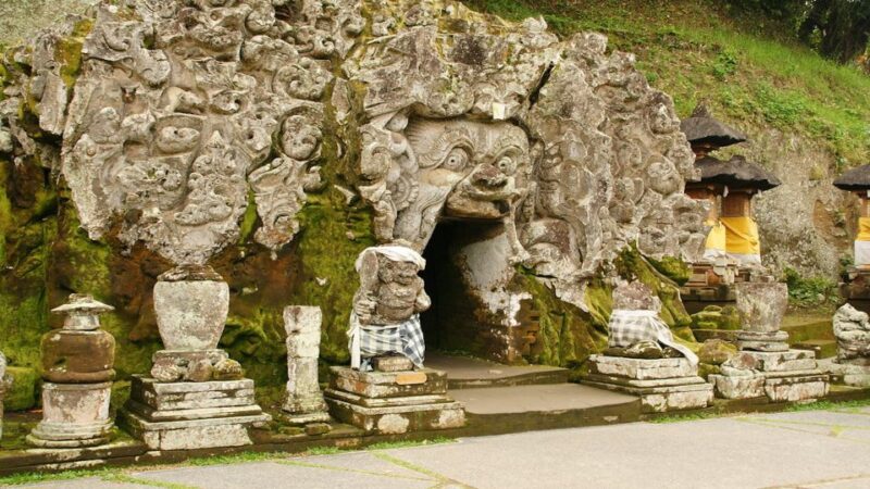 Best of Central Bali: Waterfall, Elephant Cave & Rice Fields - Ceking Rice Terrace