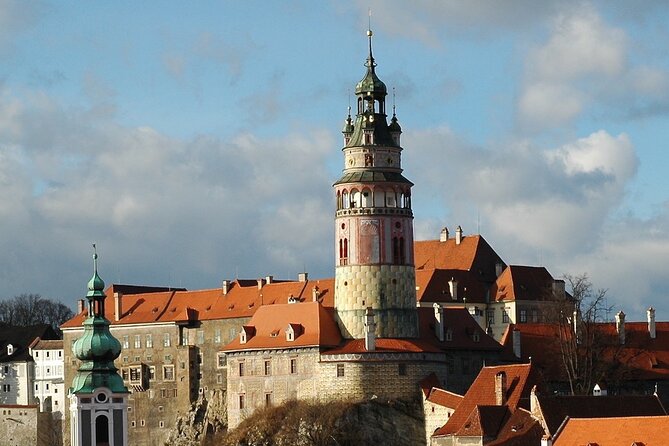 Best of Cesky Krumlov Old Town and Castle Exteriors - Experiencing Local Cuisine and Drinks