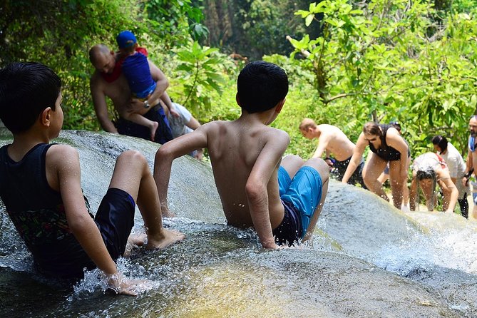 Best of Chiangmai Day Trip Temples and Sticky Waterfall - Transportation and Pickup