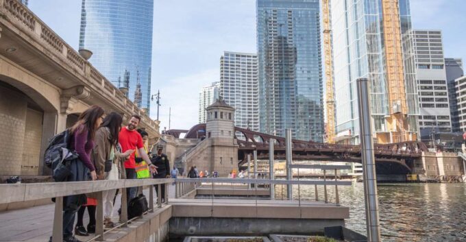 Best of Chicago: Architecture & Highlights City Private Tour - Key Stops