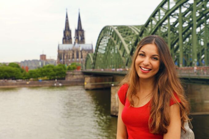 Best of Cologne in 1-Day Private Guided Tour With Transport - Bookings and Cancellations