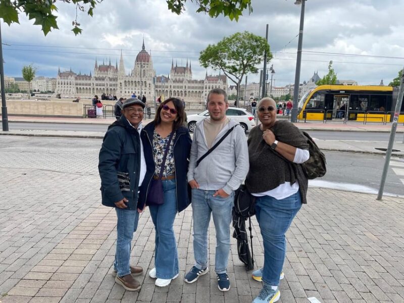 Best of Downtown: Heritage Stroll - Capturing Budapest - Guided Tour Details
