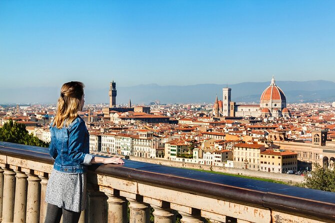 Best of Florence: The David, Ponte Vecchio, Uffizi Gallery & More - Marveling at the Florence Duomo