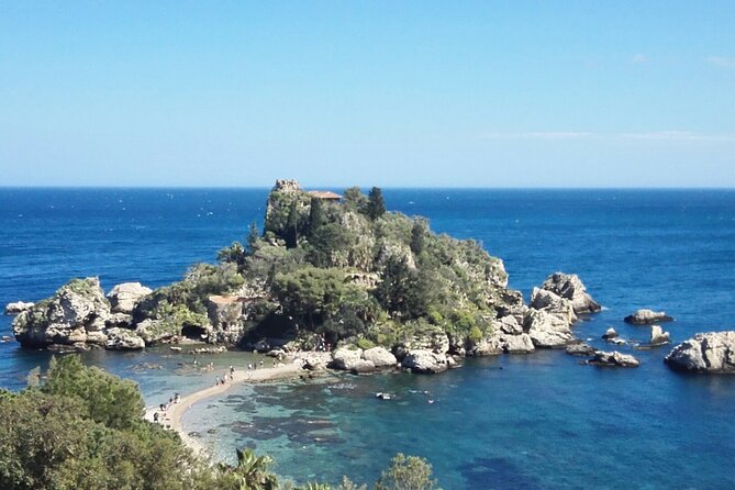 Best of Godfather and Taormina Tour With Street Food Tasting - Savoring Sicilian Cannolo