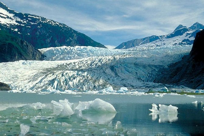 Best of Juneau: Mendenhall Glacier, Whale Watching and Salmon Bake - Included Amenities and Accessibility