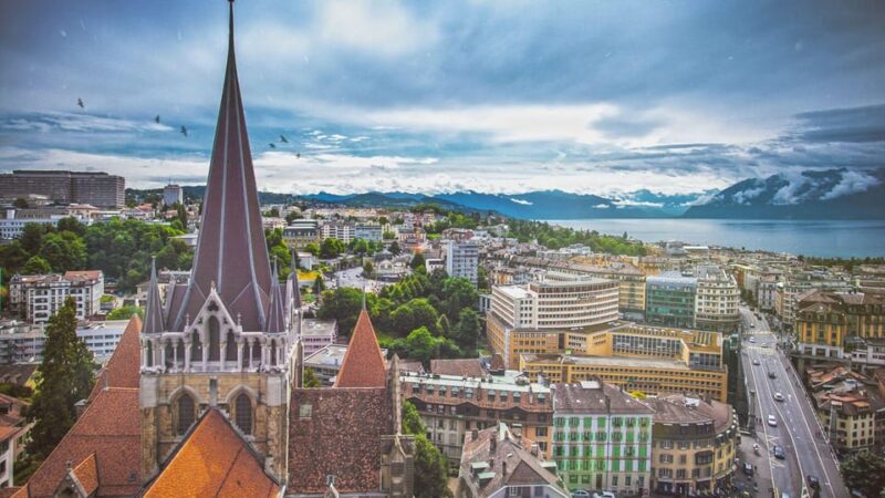 Best of Lausanne: Private Walking Tour With a Local - Visit Lausanne Cathedral