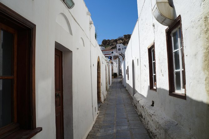 BEST OF LINDOS & RHODES - LUNCH BREAK & WINE TASTING - 19p / 7h - Inclusions in the Tour
