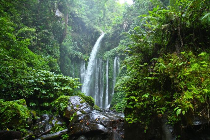 Best of Lombok: Tribe Villages, Traditions & Waterfalls - Narmada Summer Palace