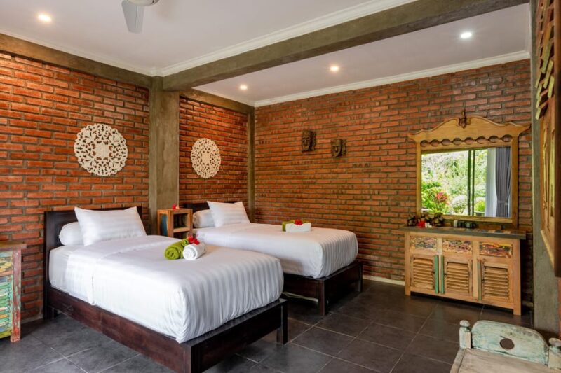 Best of Lovina North Bali: Yoga Retreat - Key Points