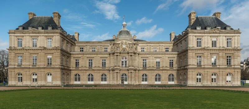 Best of Luxembourg and Dinant Private Tour From Brussels - The Palace of the Grand Duke