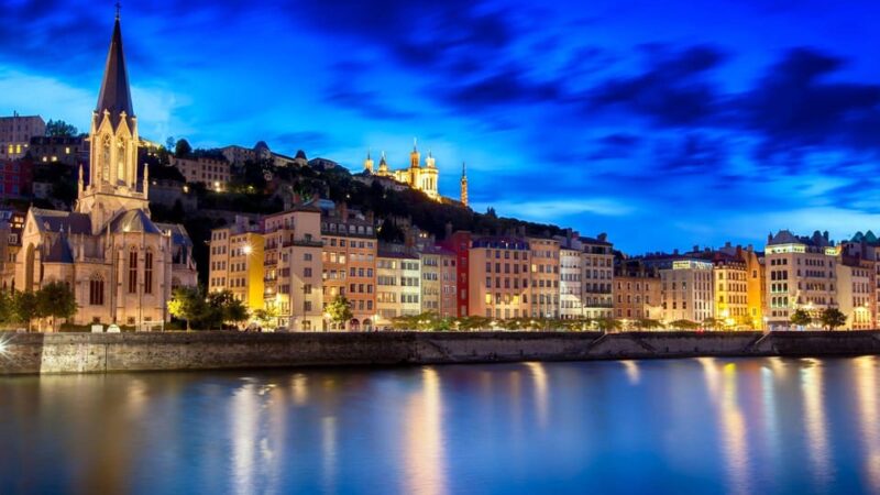 Best of Lyon: Private Walking Tour With a Local - Customizing the Tour to Your Interests