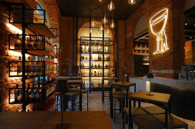 Best of Milan: Guided Tour With Duomo, Food & Wine Tasting - Important Considerations
