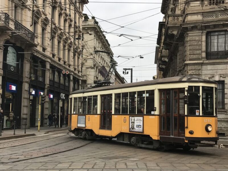 Best of Milan: Private Walking Tour - Experience Highlights