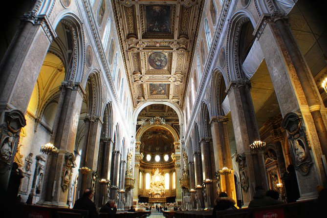 Best of Naples Full-Day Food Tour With Guided City Sightseeing & Wine Tasting - What to Expect on the Tour