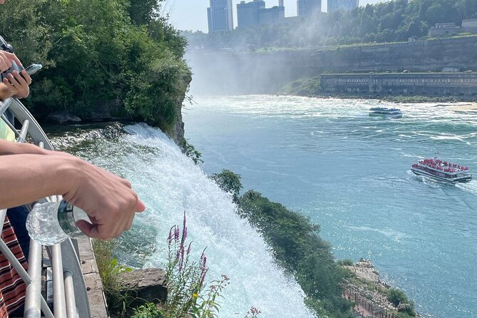 Best of Niagara Falls, USA, Cave of the Winds + Maid of the Mist - Explore Cave of the Winds