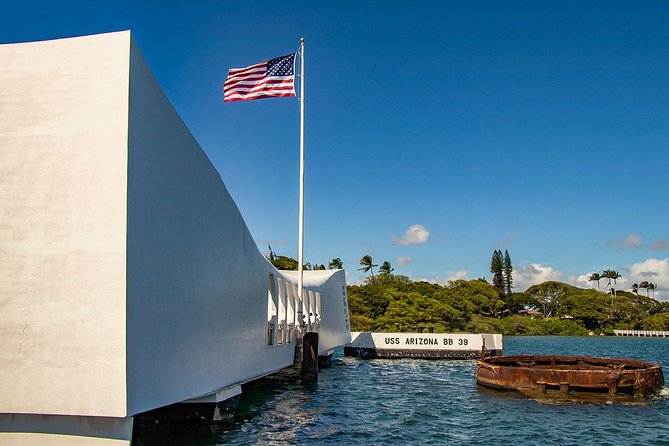 Best of Oahu: Private Tour With Movie and Boat Tour USS Arizona Memorial - Visitor Center and Memorial