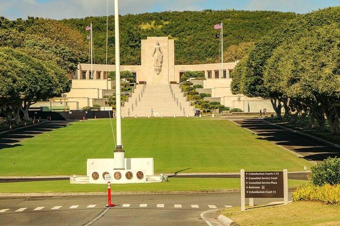 Best of Oahu: Private Tour With Movie and Boat Tour USS Arizona Memorial - Pricing and Booking