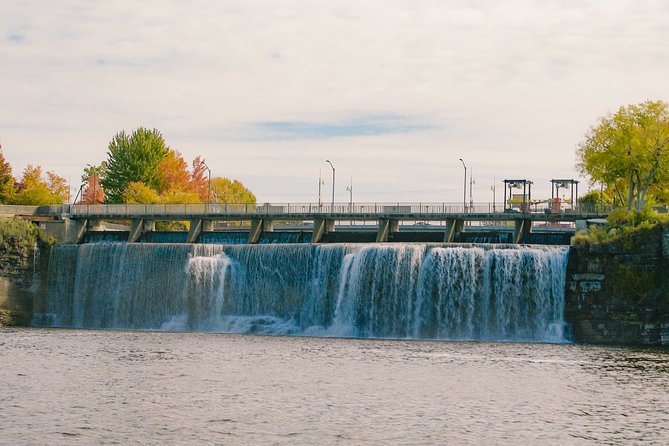 Best of Ottawa Small Group Tour With River Cruise - Small Group Experience